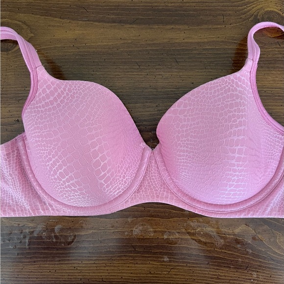 Playtex Secrets Dazzling Demi Underwire Bra 38D - Picture 1 of 8
